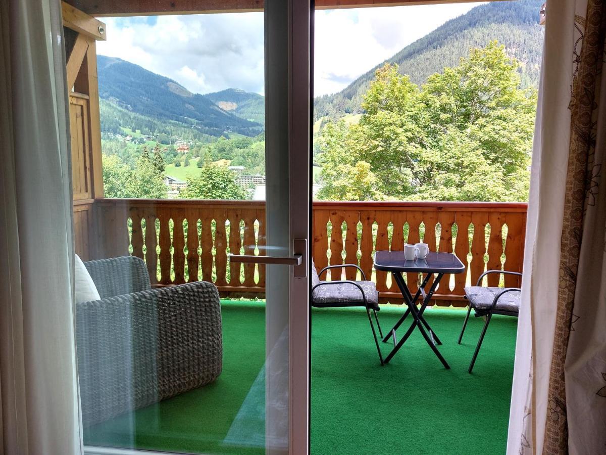 Alpenflair - Charming Ski-To-Door Apartment Bad Kleinkirchheim Buitenkant foto